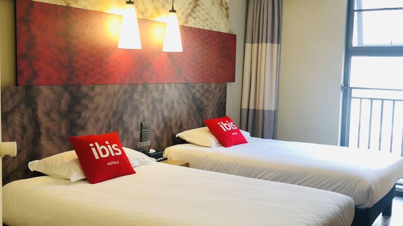ibis Chengdu East Railway Station Hotel