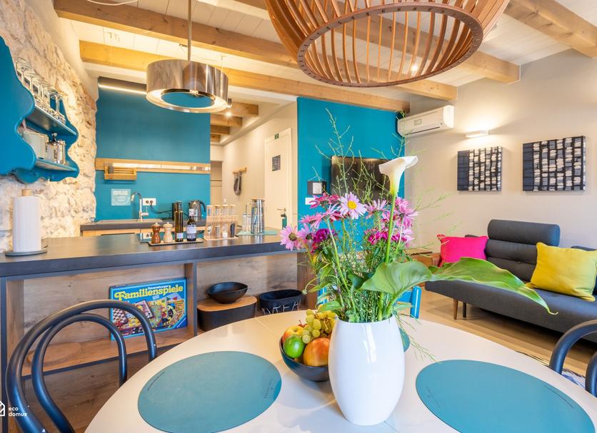 Dining room Photo