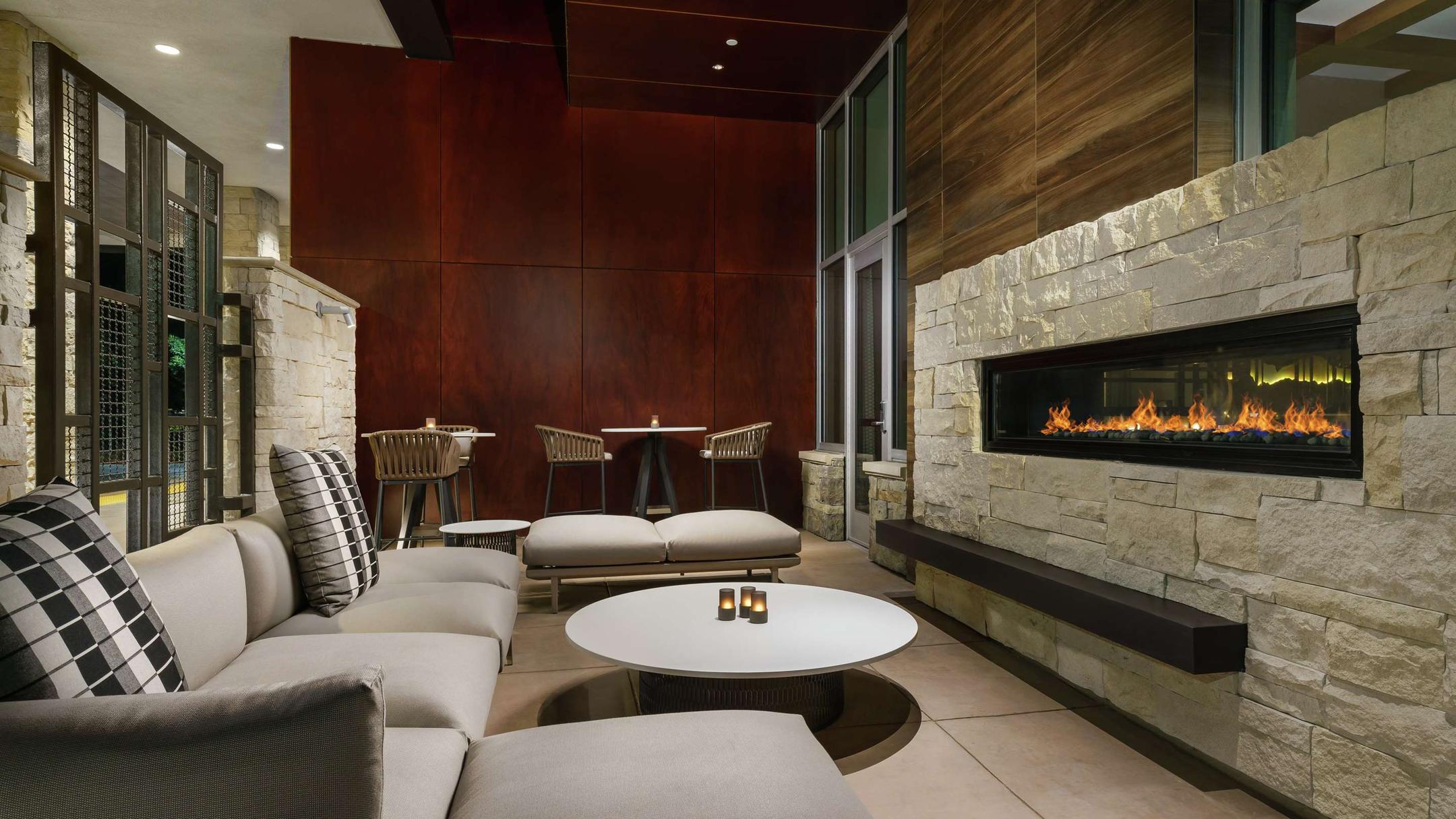 Hilton Garden Inn Sunnyvale from $42. Sunnyvale Hotel Deals & Reviews