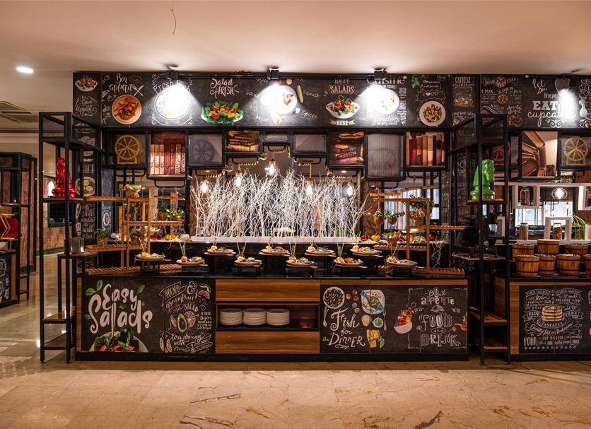 Restaurant Photo
