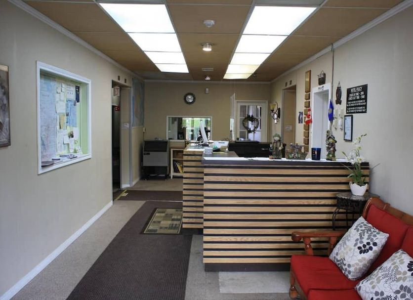 Front desk Photo