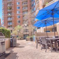 Elegant and Charming Condo at Ballston with Pool