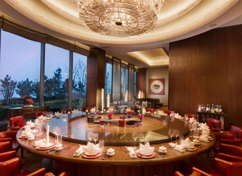 Banquet hall Photo