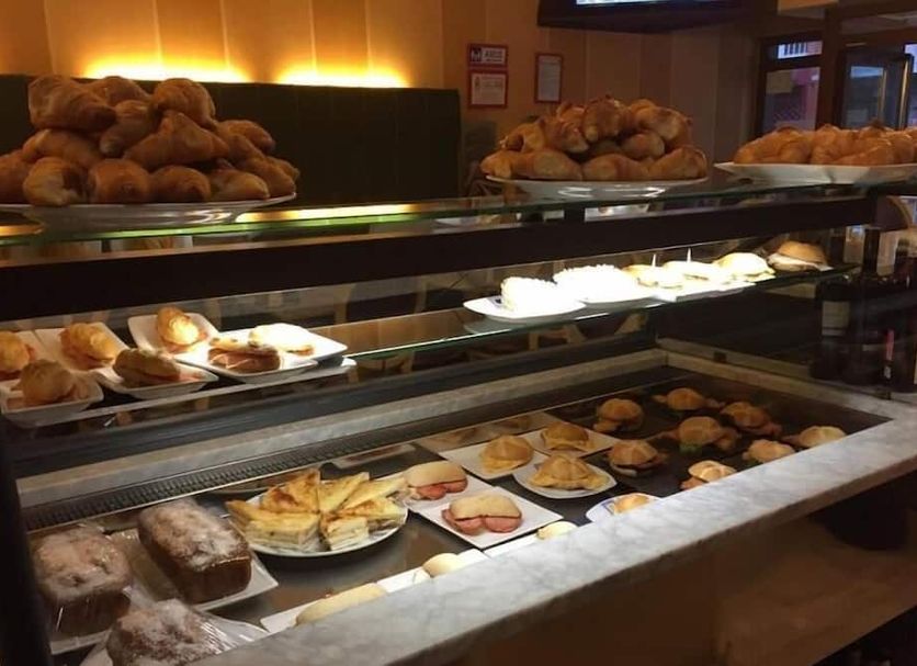 Buffet Photo