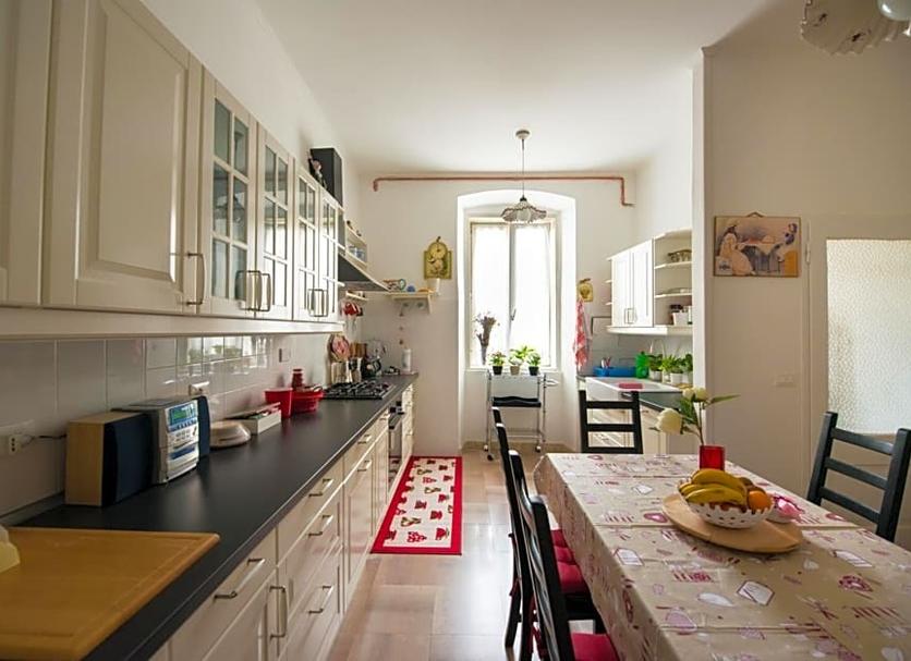 Kitchen Photo