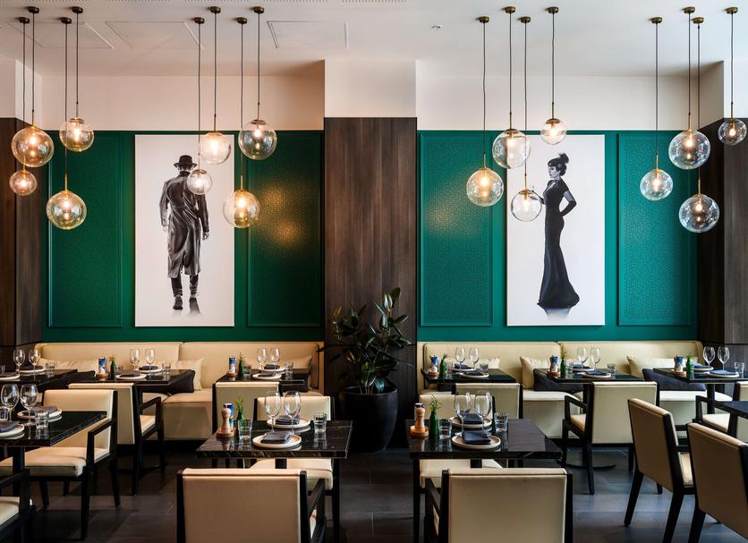 Restaurant Photo