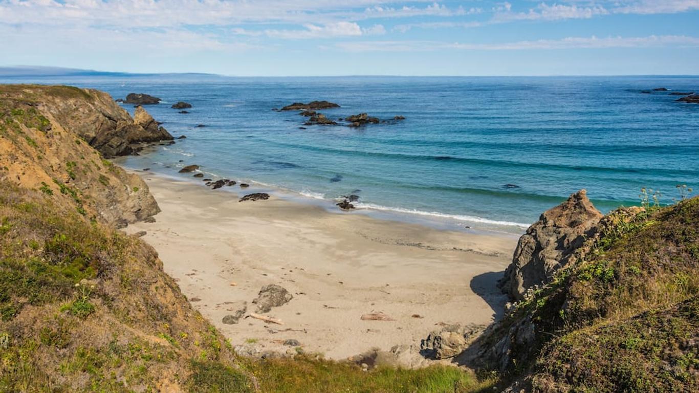 Omeo Suites Glass Beach
