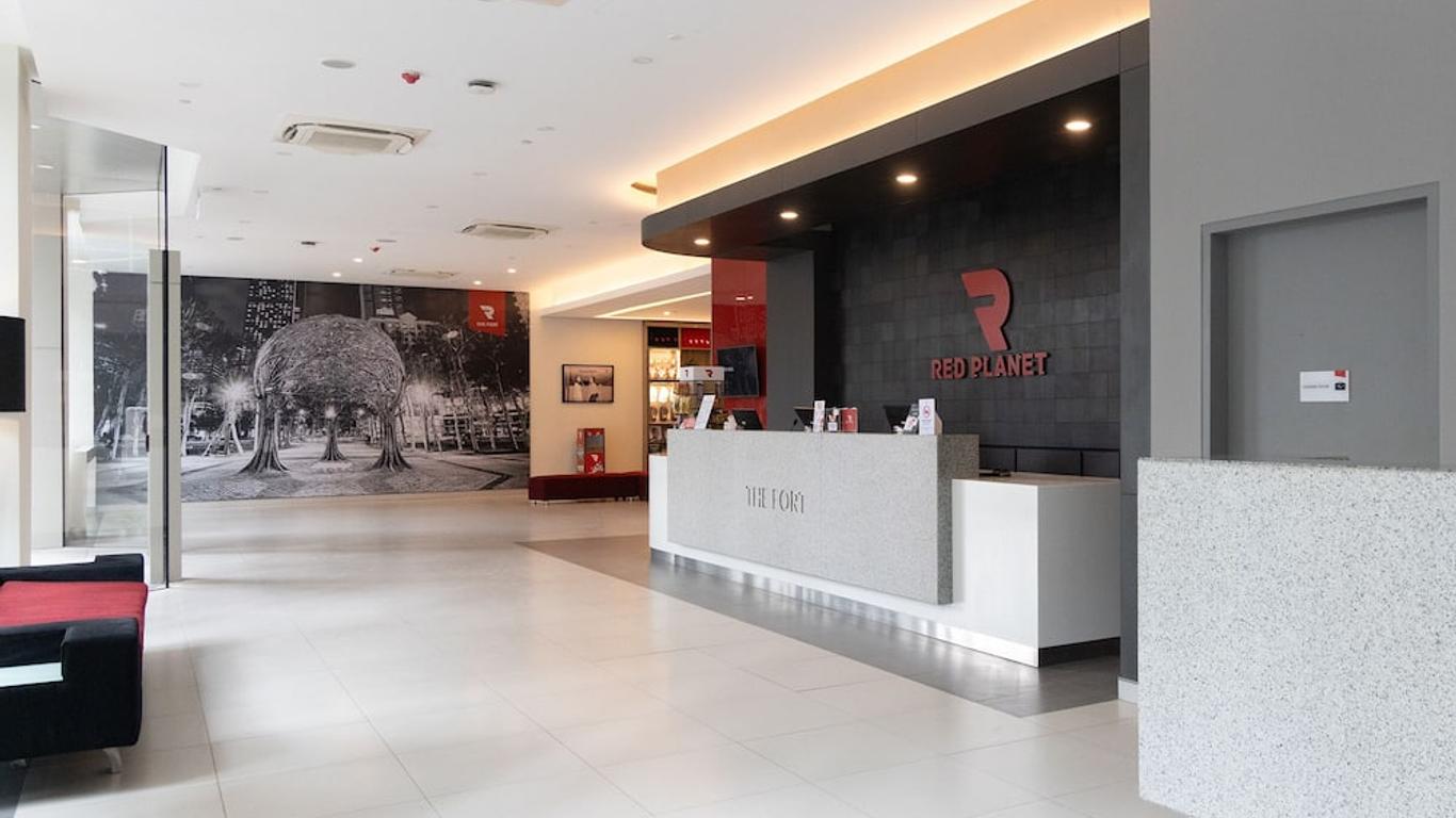 Red Planet Bgc The Fort