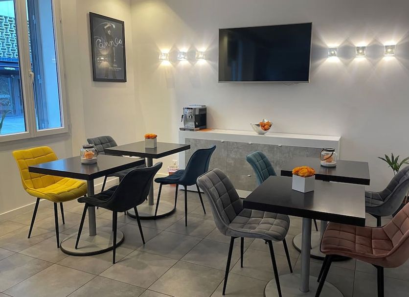 Dining room Photo