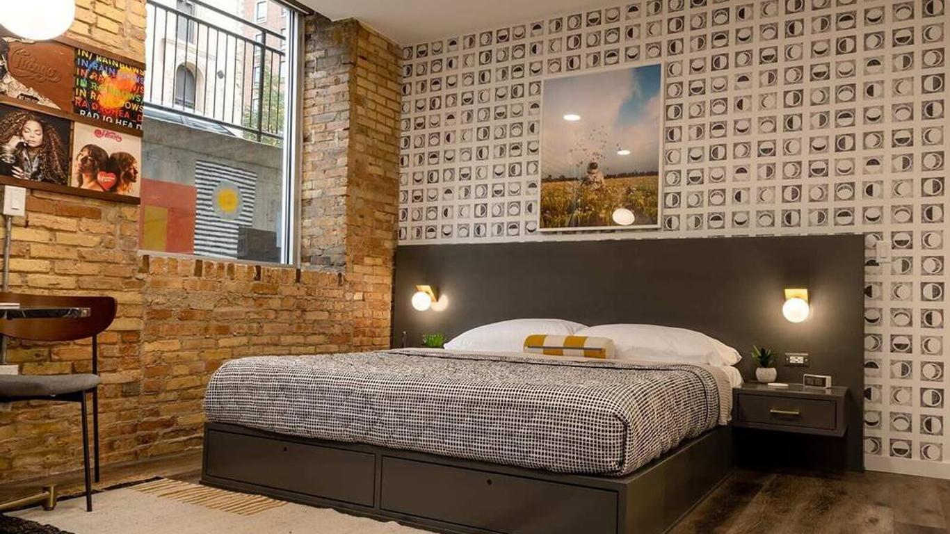 The Finnley Hotel