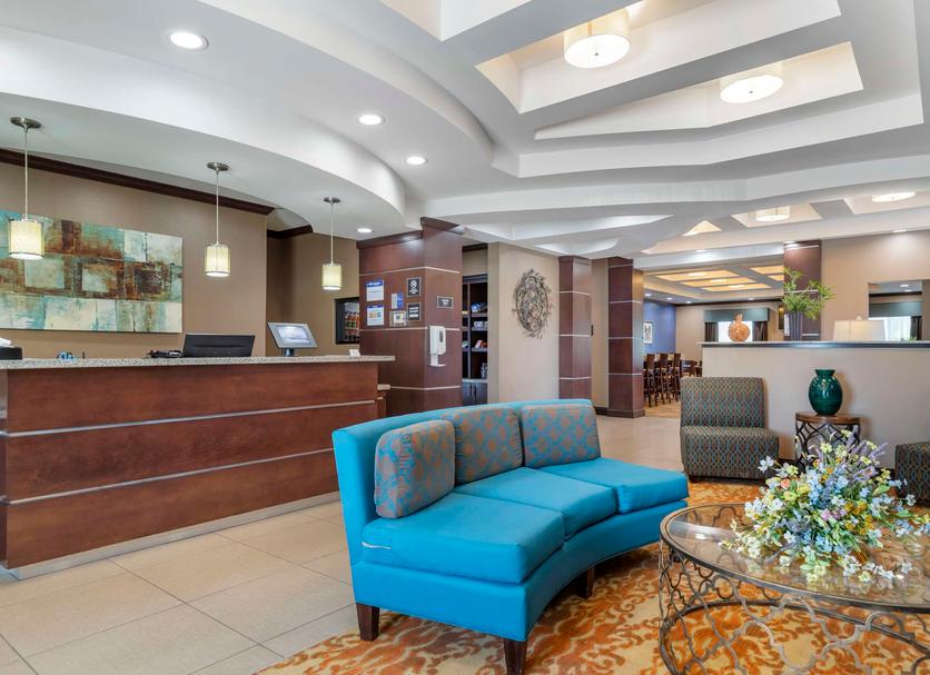 Front desk Photo