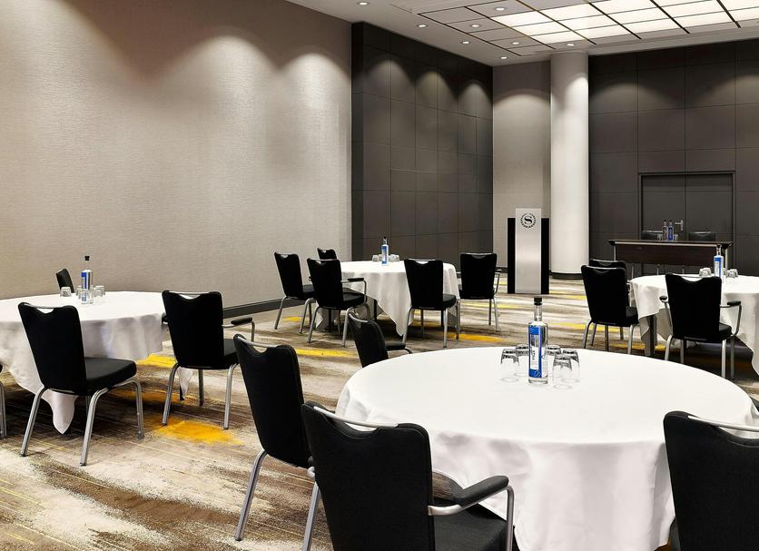Conference room Photo
