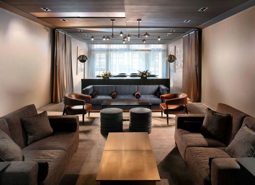 Lounge Photo
