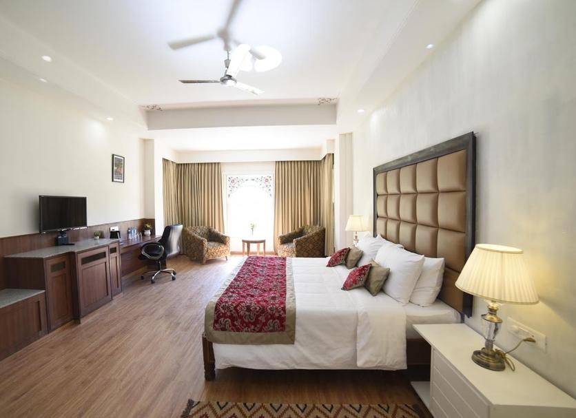 Bedroom Photo