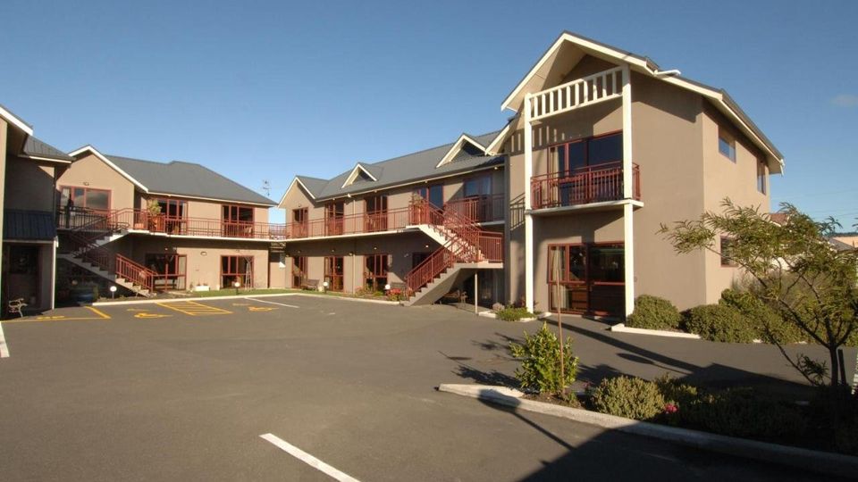 555 Motel Dunedin from 102. Dunedin Hotel Deals & Reviews KAYAK