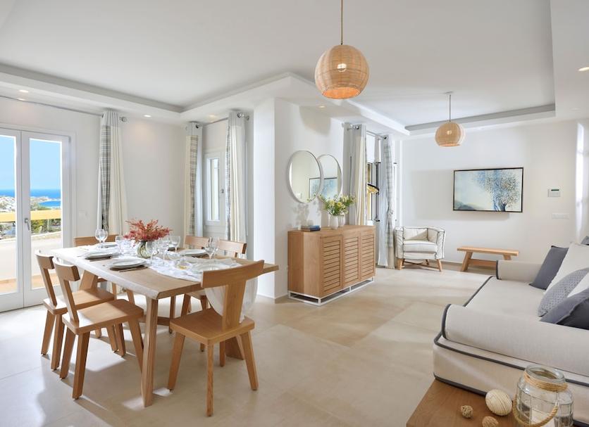 Dining room Photo