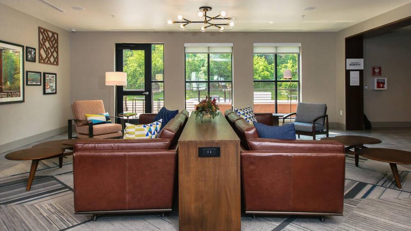 Four Points by Sheraton Deadwood