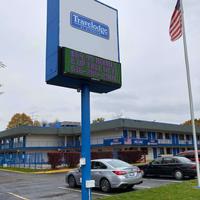 Travelodge by Wyndham Grand Rapids North