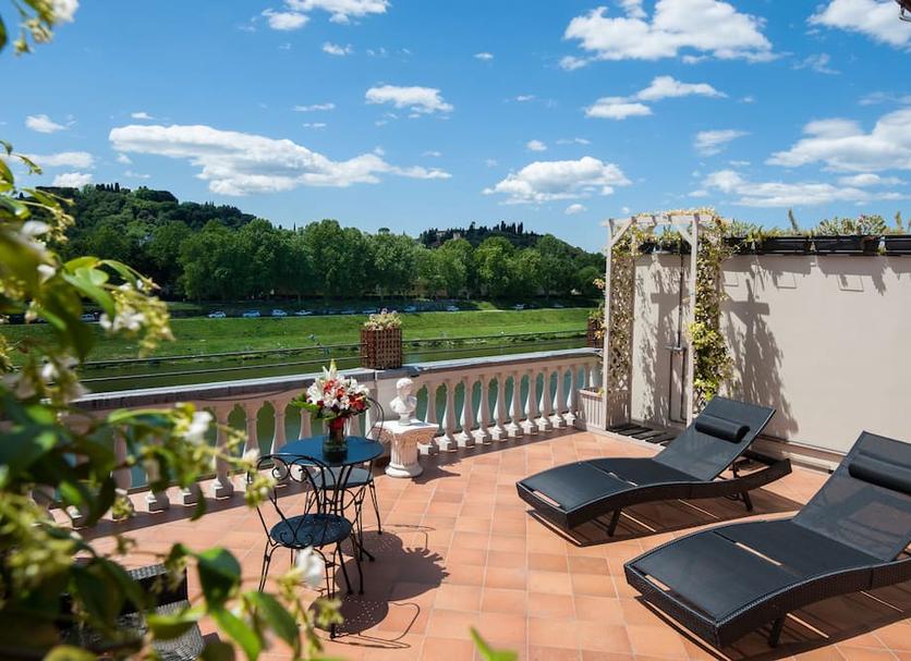 Balcony Photo