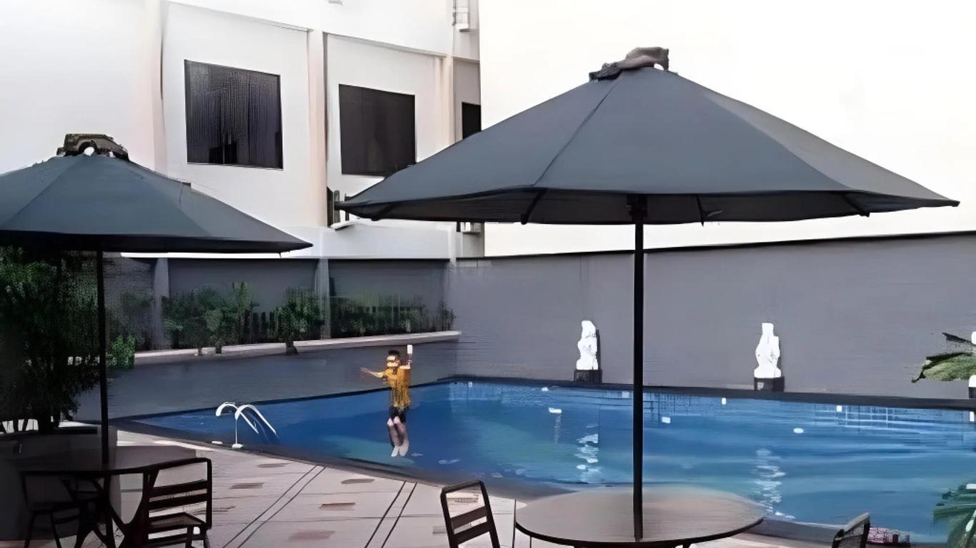 Amans Hotel