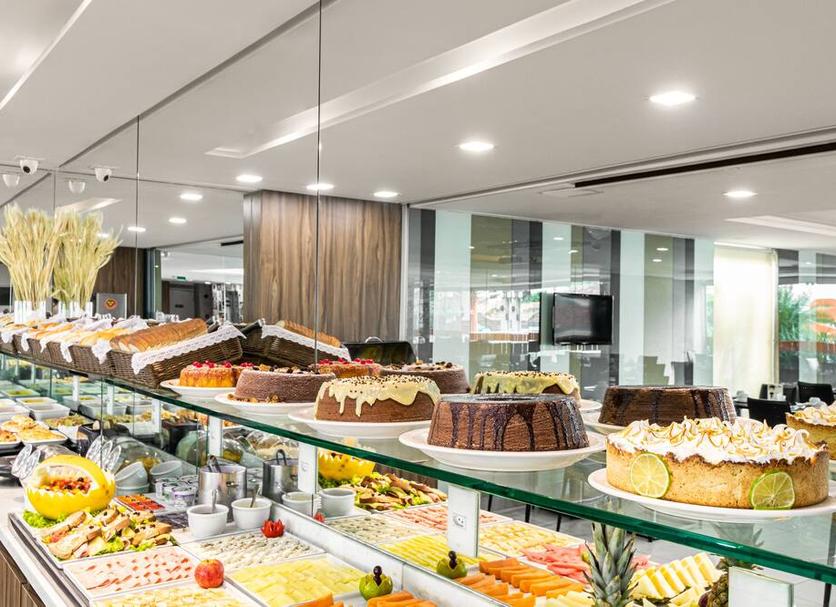 Buffet Photo