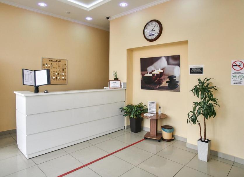 Front desk Photo