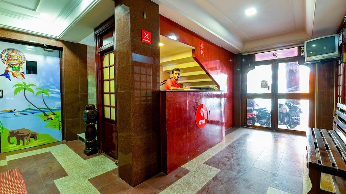 Oyo 11328 Hotel Chandrika Residency