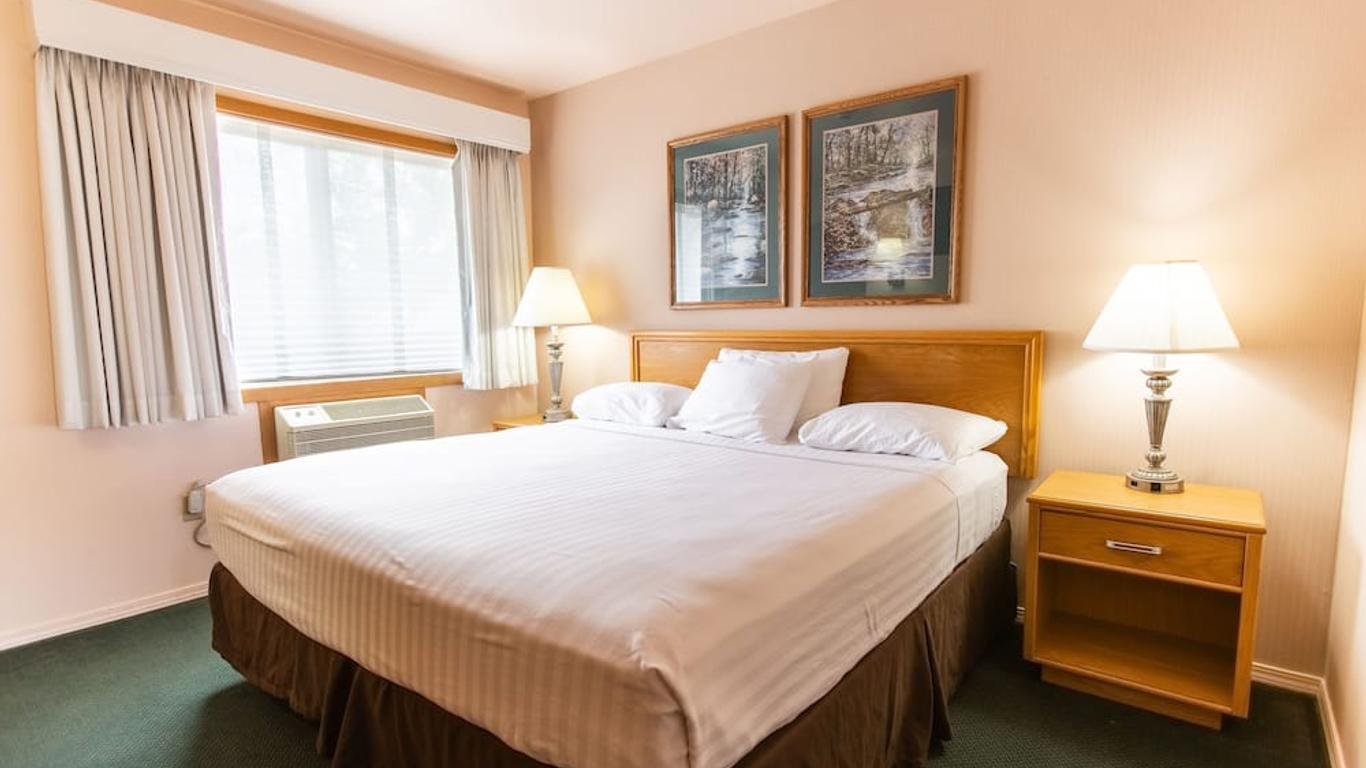 Rivertree Inn & Suites