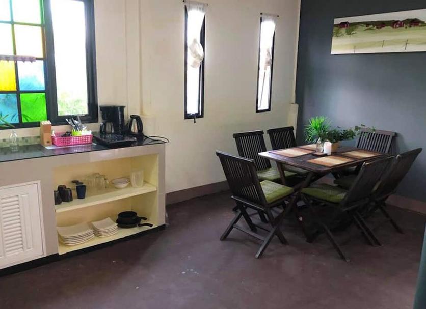 Dining room Photo