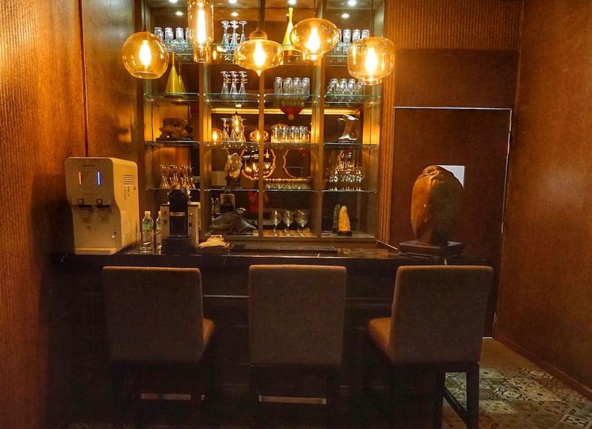 Bar Photo