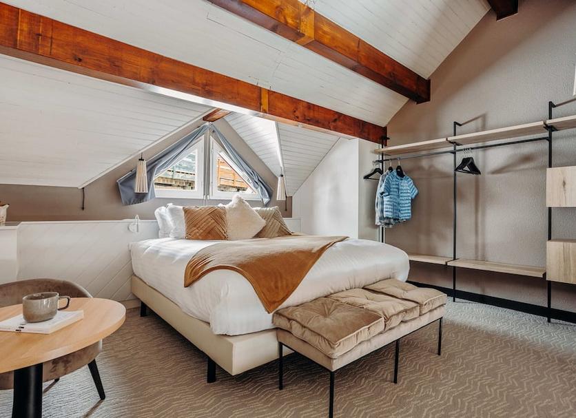 Bedroom Photo