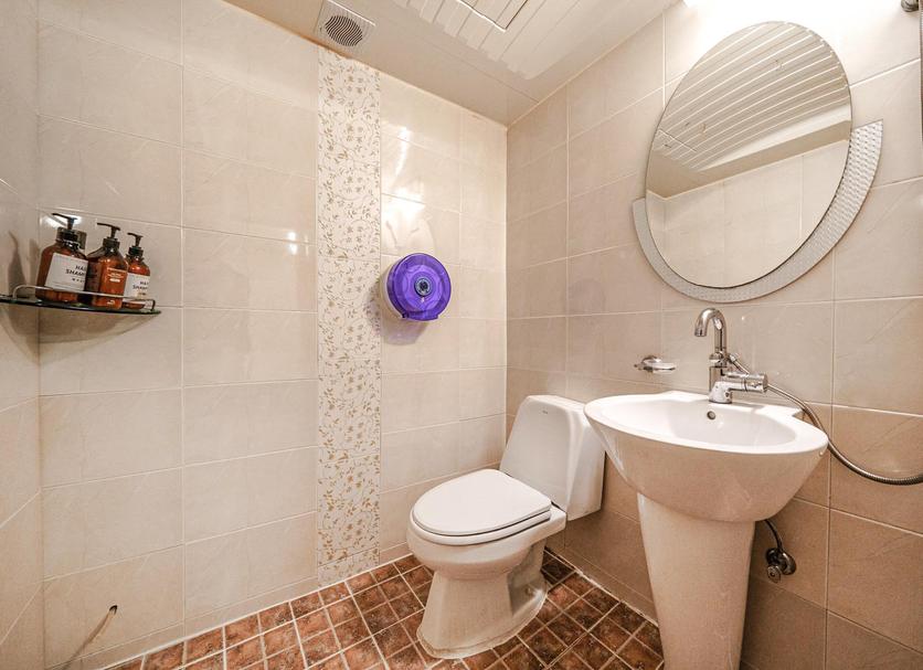 Bathroom Photo