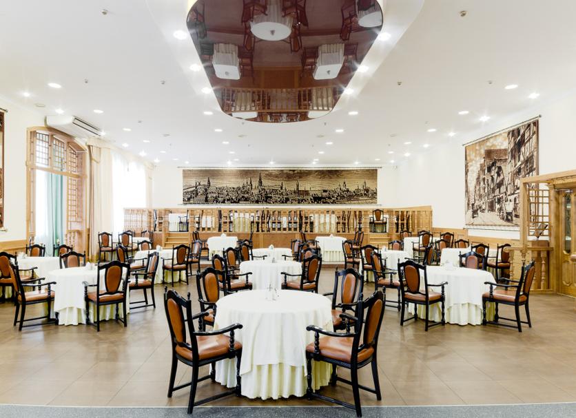 Restaurant Photo