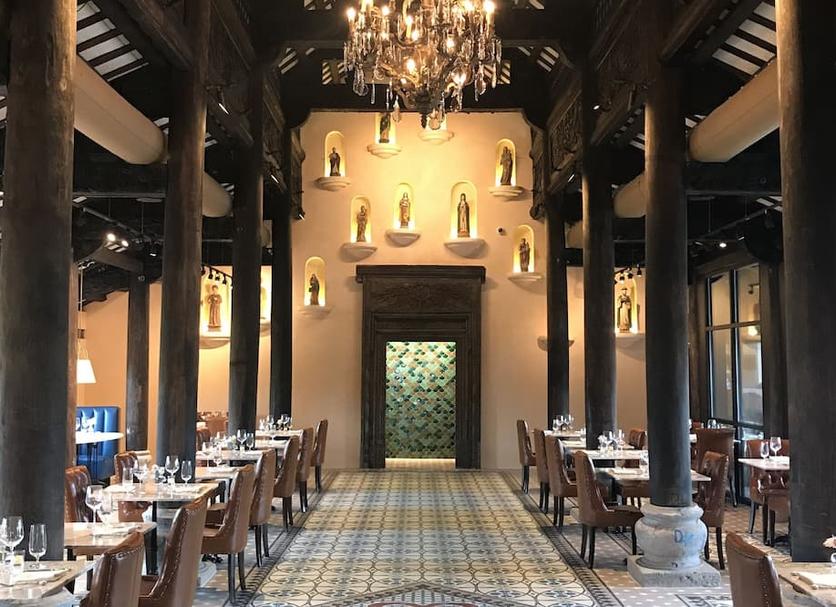 Restaurant Photo