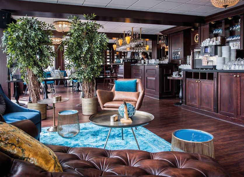 Lounge Photo