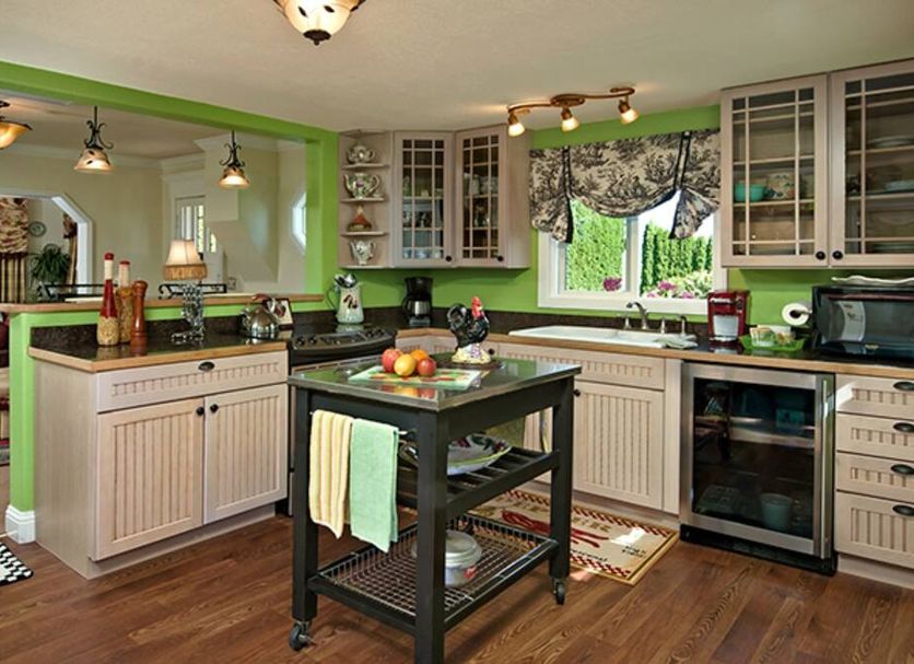 Kitchen Photo