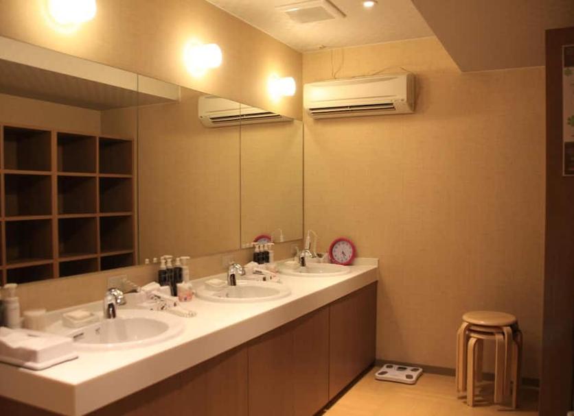 Bathroom Photo