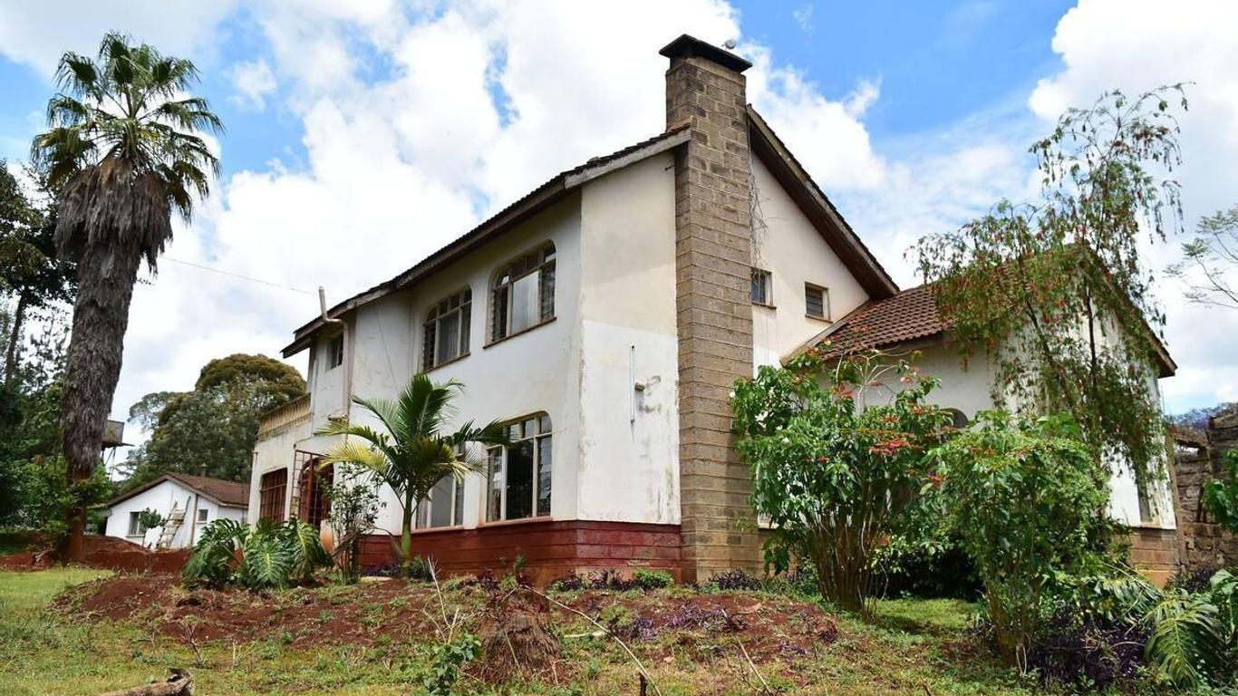 Afrique Paradise Hotel