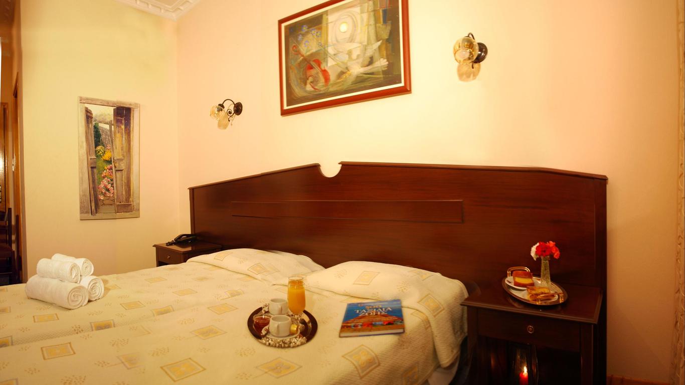 Hotel Faraggi