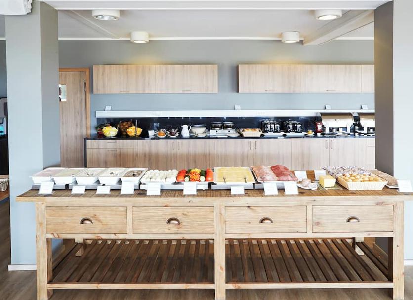 Buffet Photo