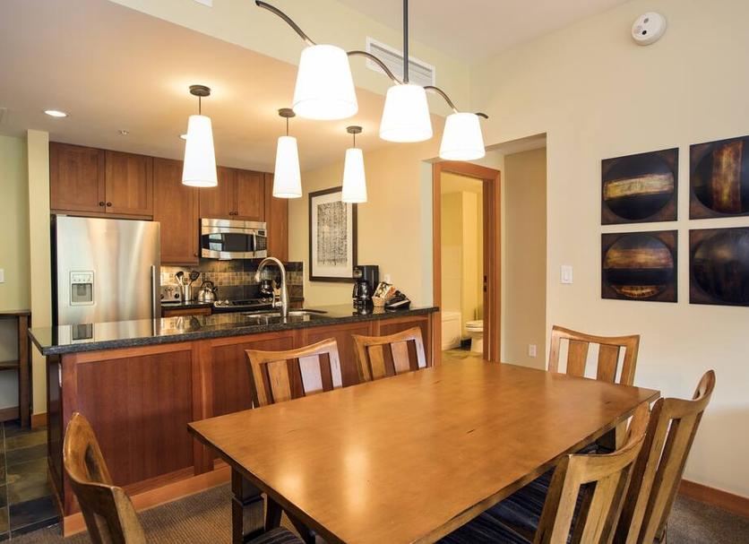 Kitchen Photo