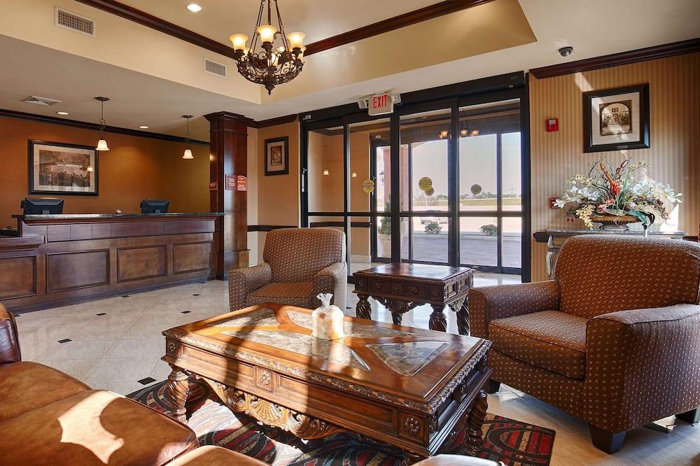 La Quinta Inn & Suites by Wyndham Orange ₹ 7,611. Orange Hotel Deals &  Reviews - KAYAK