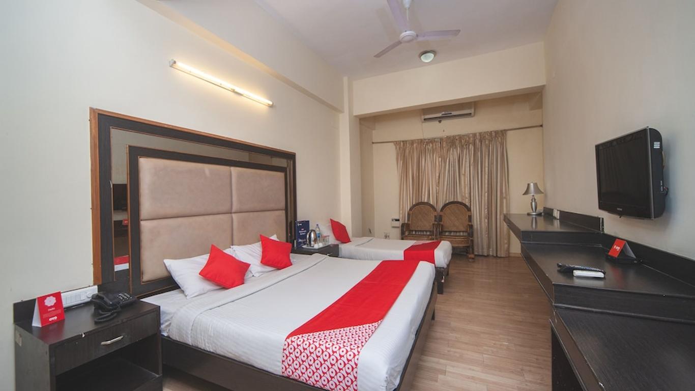 OYO 15972 Bhimaas Corporate Residency