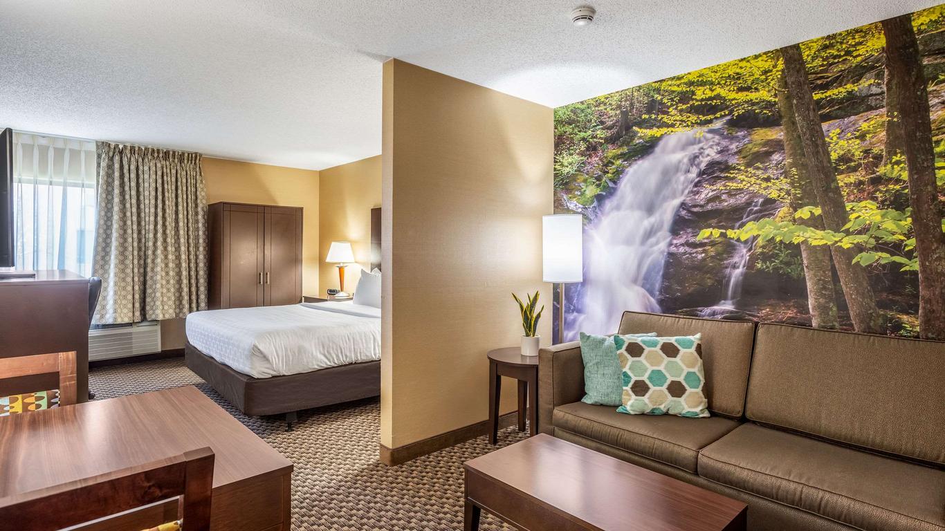 Clarion Pointe Harrisonburg
