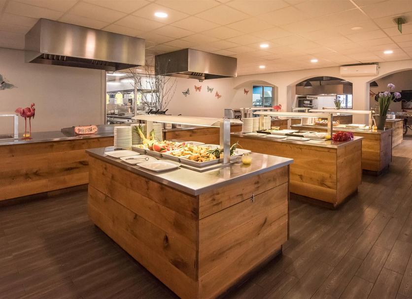 Buffet Photo