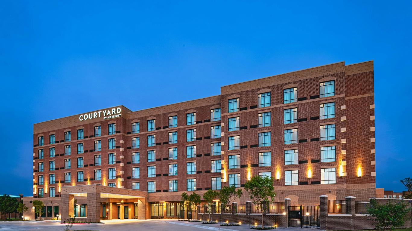 Courtyard by Marriott Dallas Frisco
