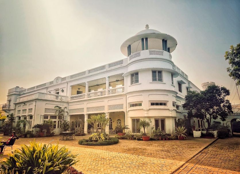 Building Photo