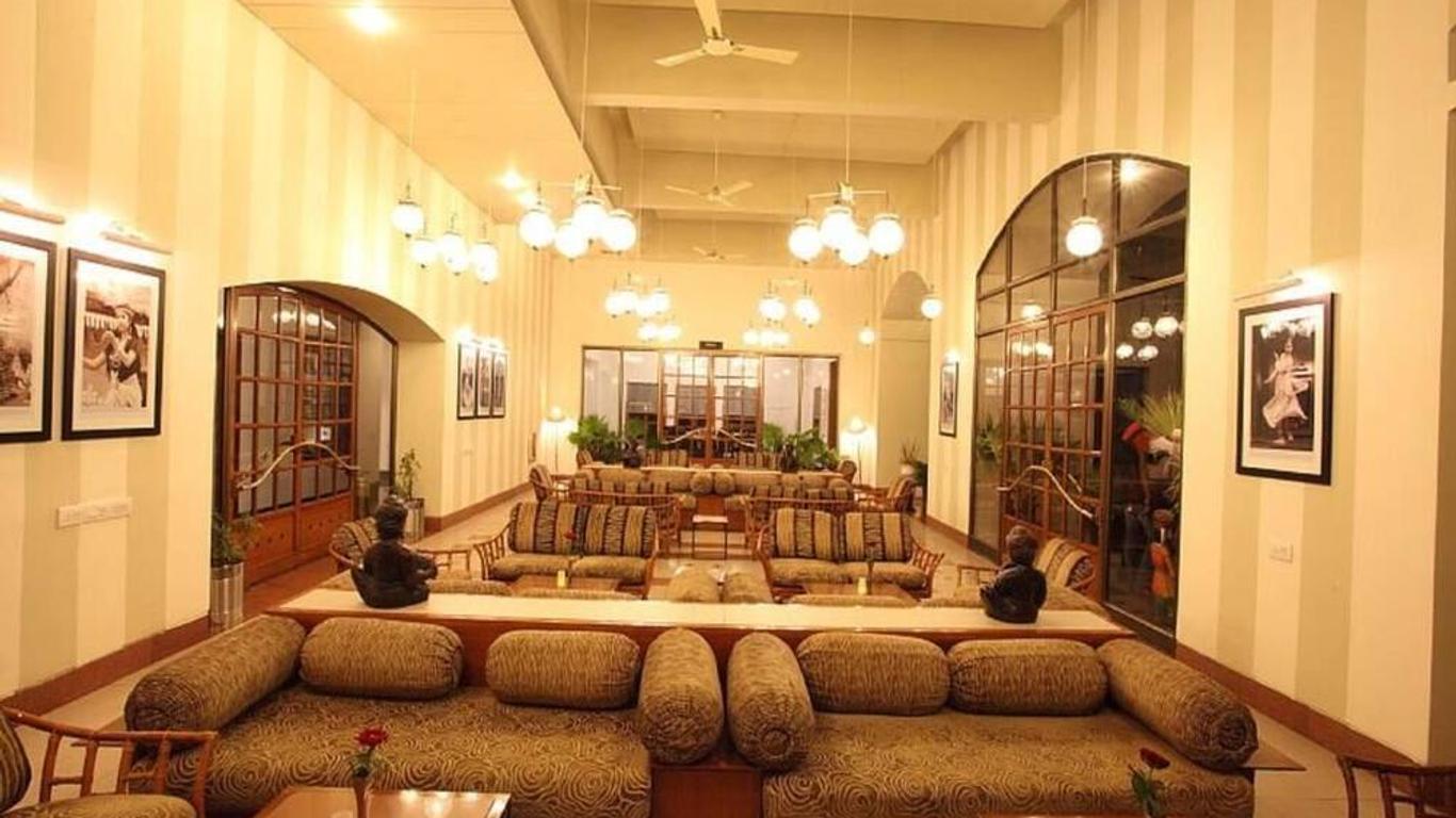 Hotel Paras Mahal