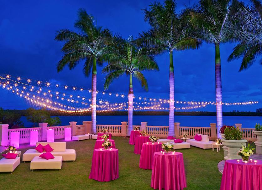 Banquet hall Photo