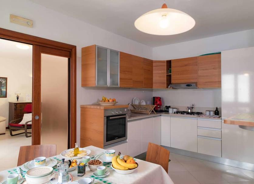 Kitchen Photo